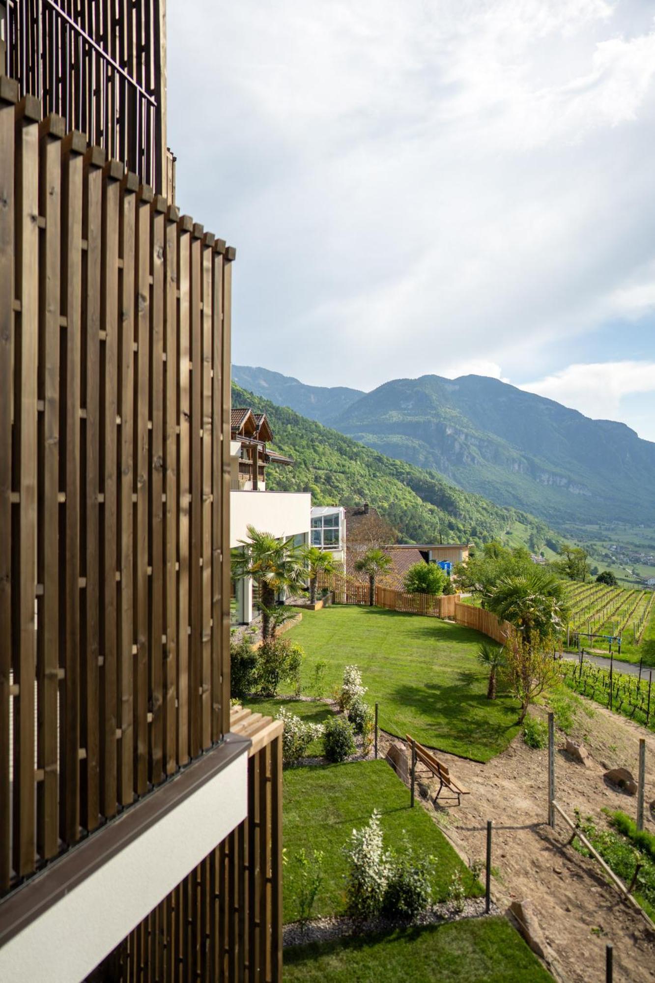 Hotel Tenz 3*