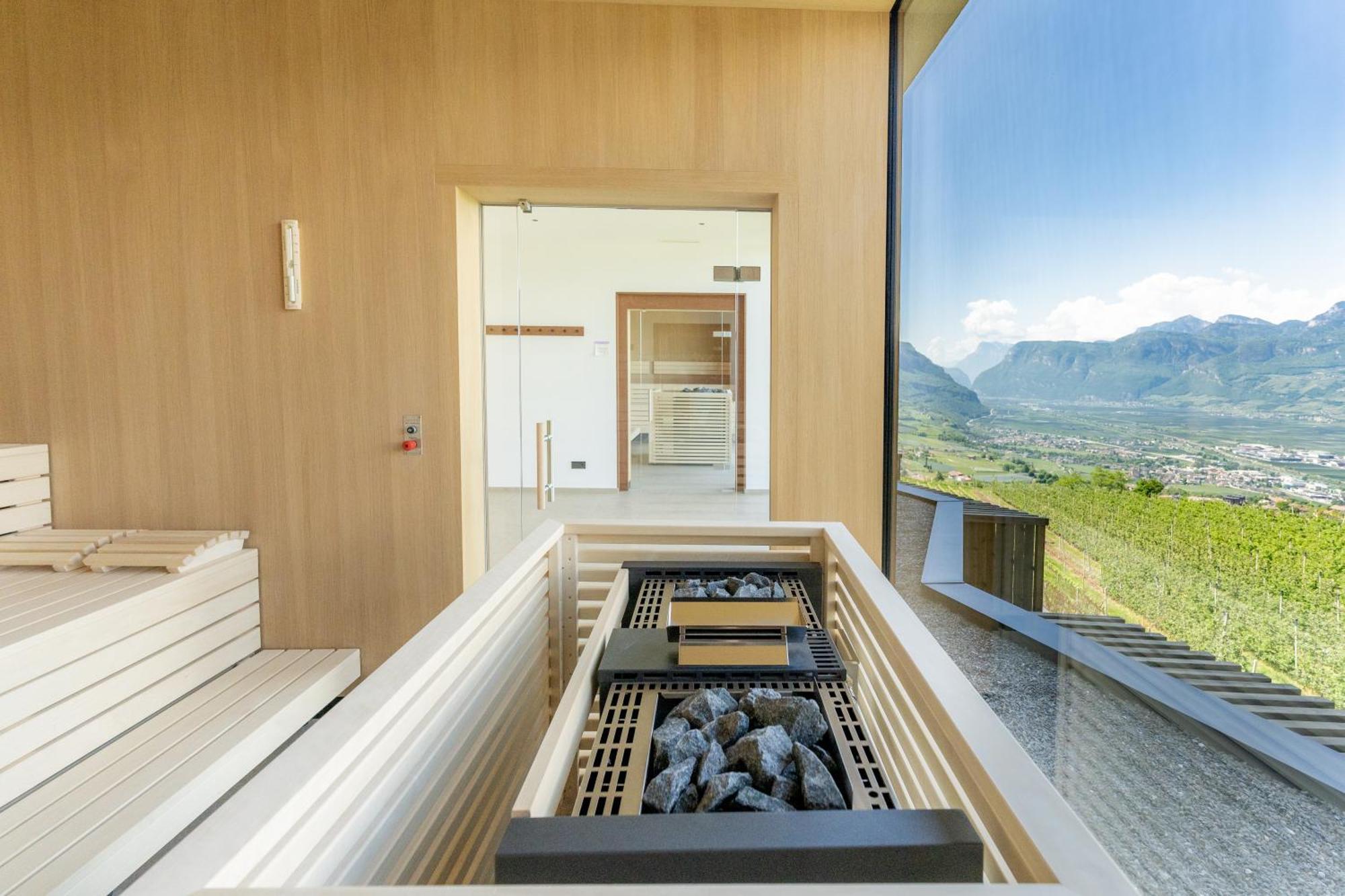 Hotel Tenz Montan