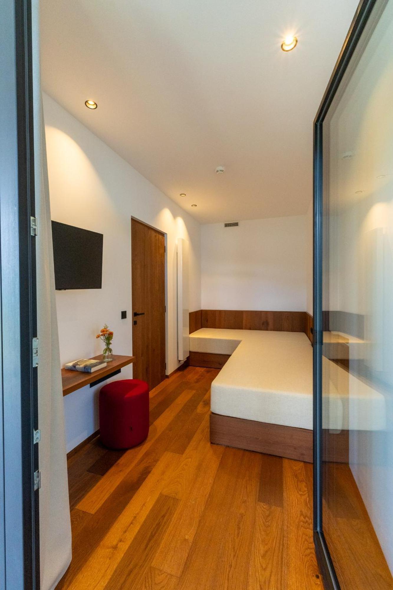 Hotel Tenz 3*