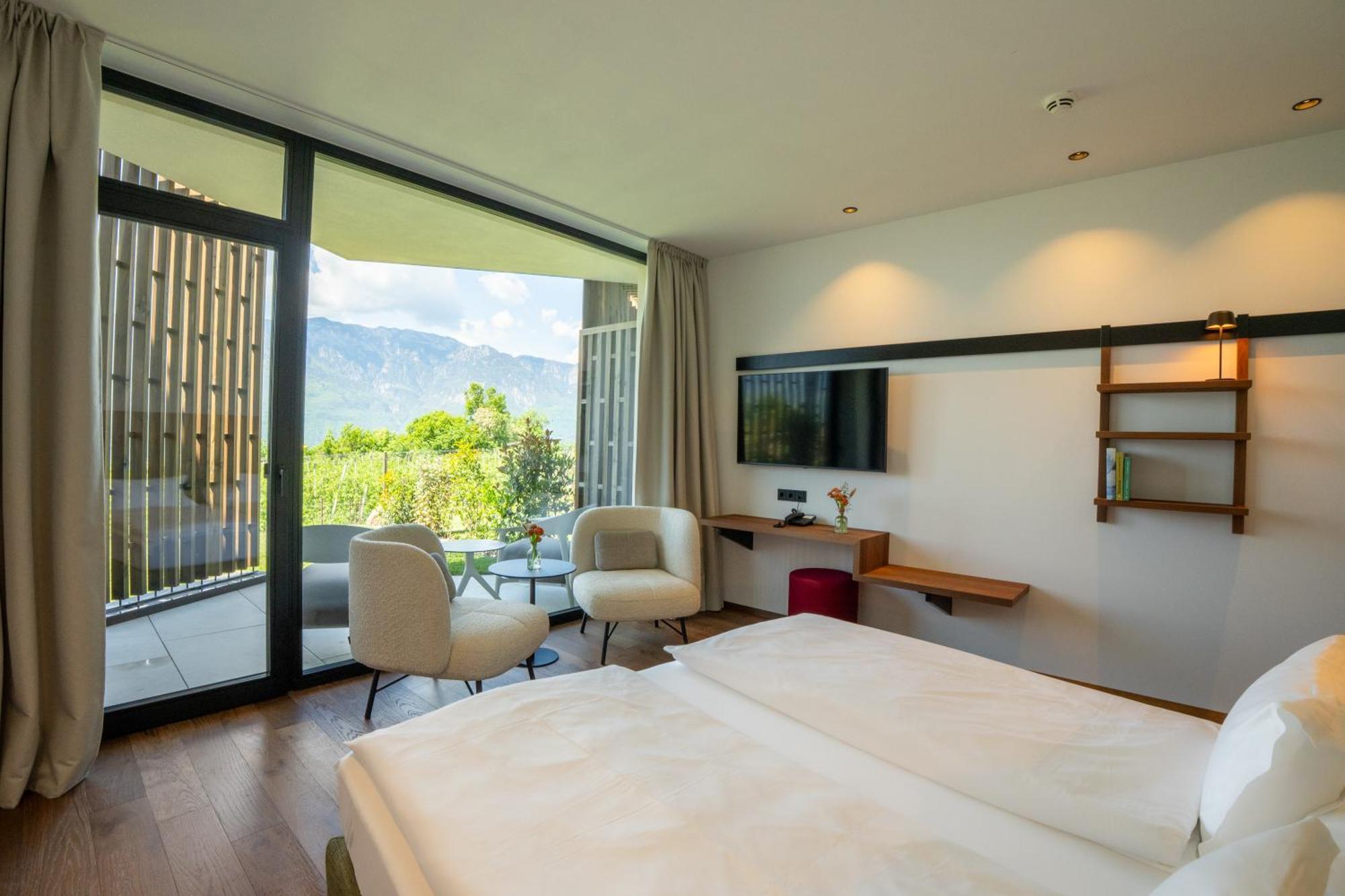 Hotel Tenz 3*